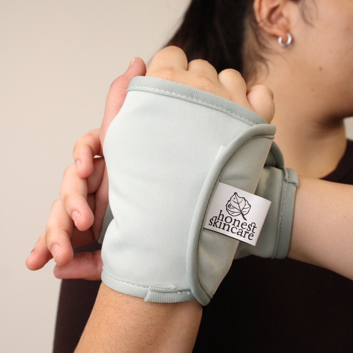 Hand and Wrist Wraps for easy fit and adjustable